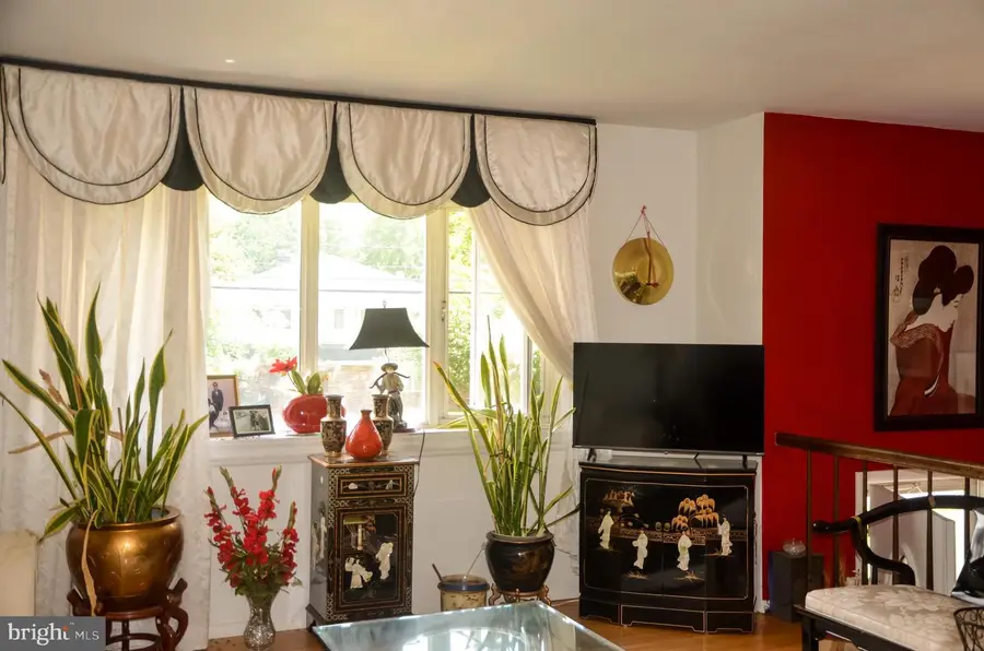 56 Theresa St, Ewing, NJ 08618 - #2