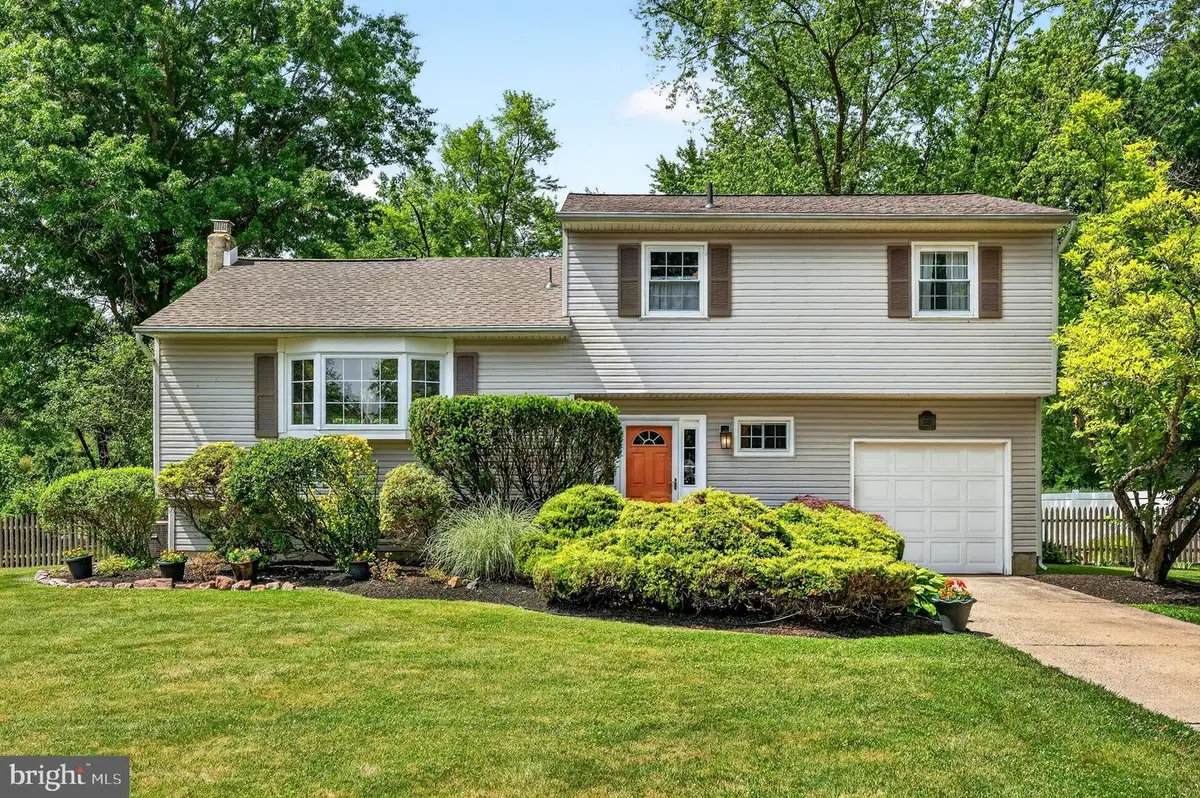 1 Cedar La, East Windsor, NJ 08520 - #1