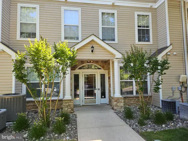 83 Kyle Way, EWING, NJ 08628
