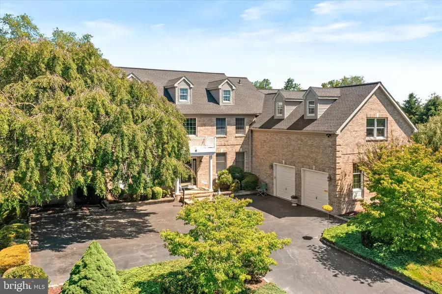 8 Carney Way, Hamilton, NJ 08620 - #3