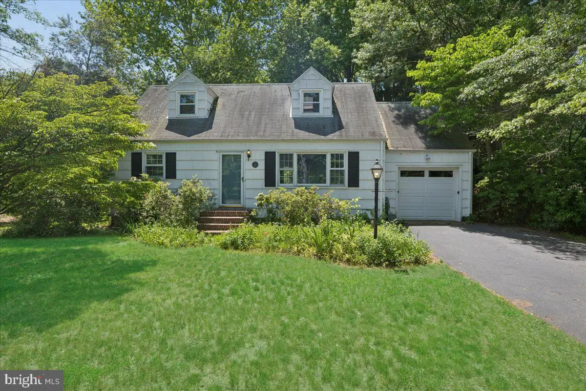 171 One Mile Rd, Cranbury, NJ 08512 - #1