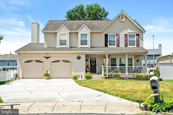 4 Trotter Ct, HAMILTON, NJ 08619