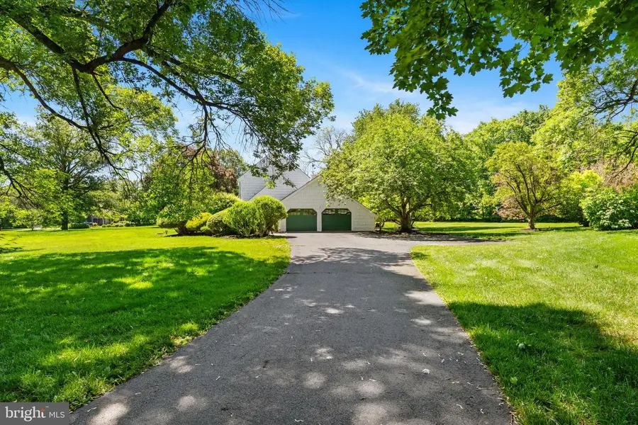 25 Arvida Dr, Pennington, NJ 08534 - #3