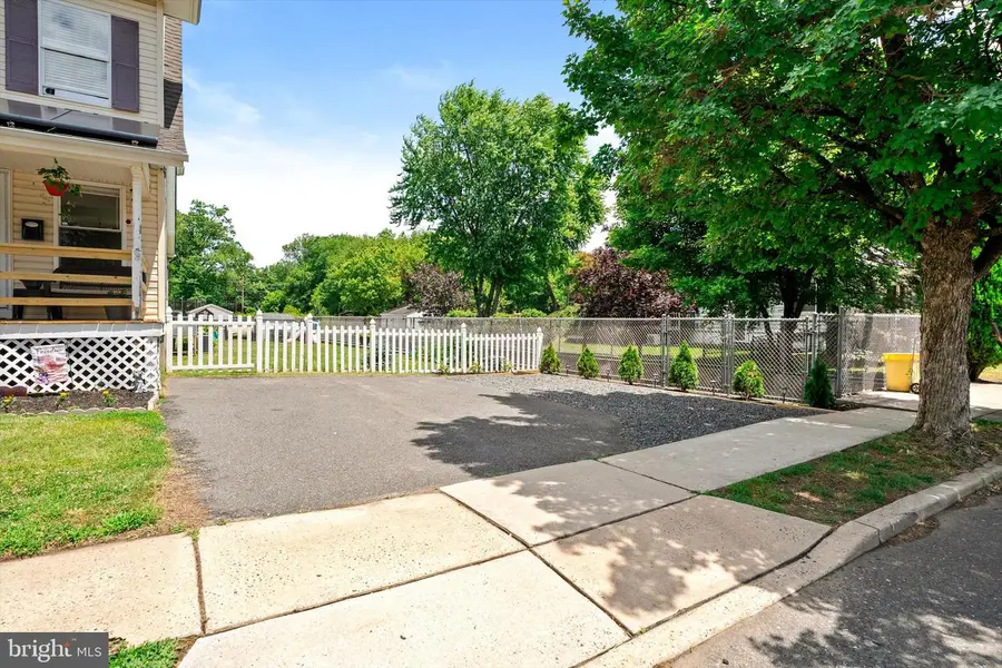 28 Bentley Ave, Hamilton, NJ 08619 - #3