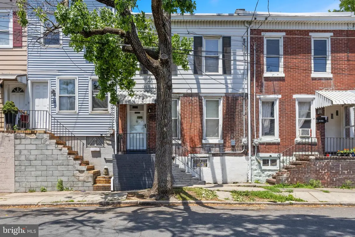 662 Pennsylvania Ave, Trenton, NJ 08638 - #1