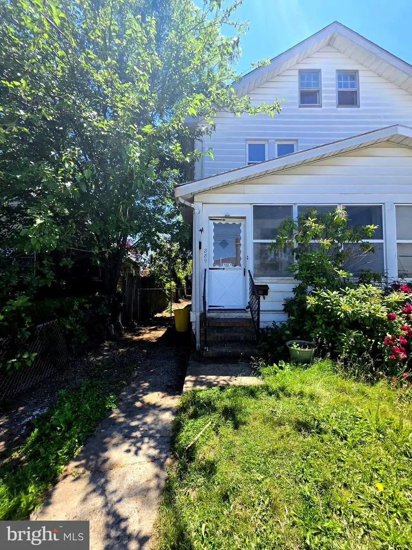 889 Lalor St, Hamilton, NJ 08610 - #1