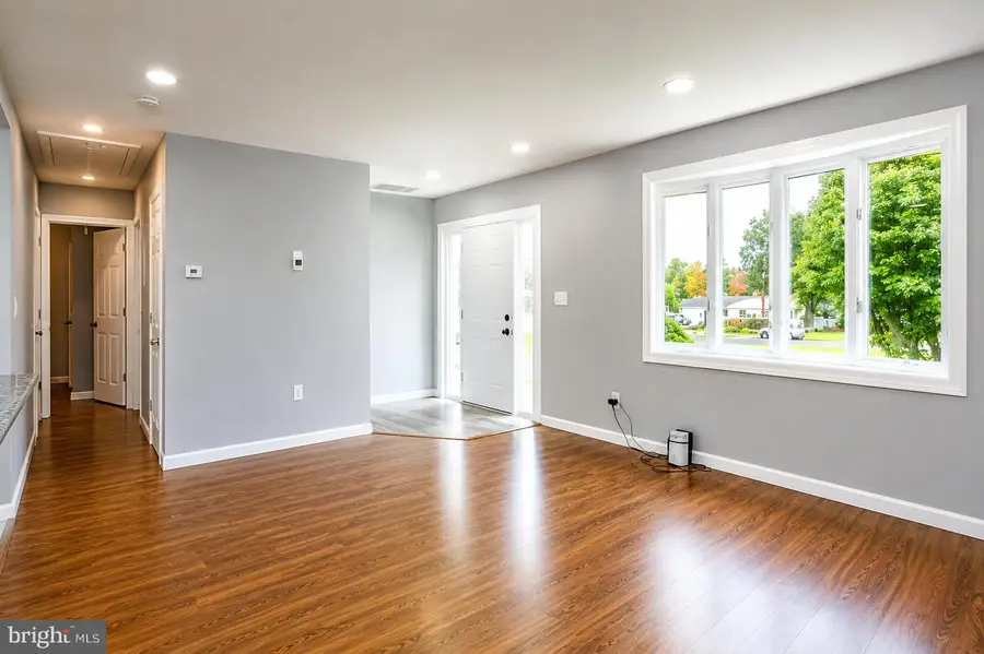 413 Paxson Ave, Trenton, NJ 08690 - #2