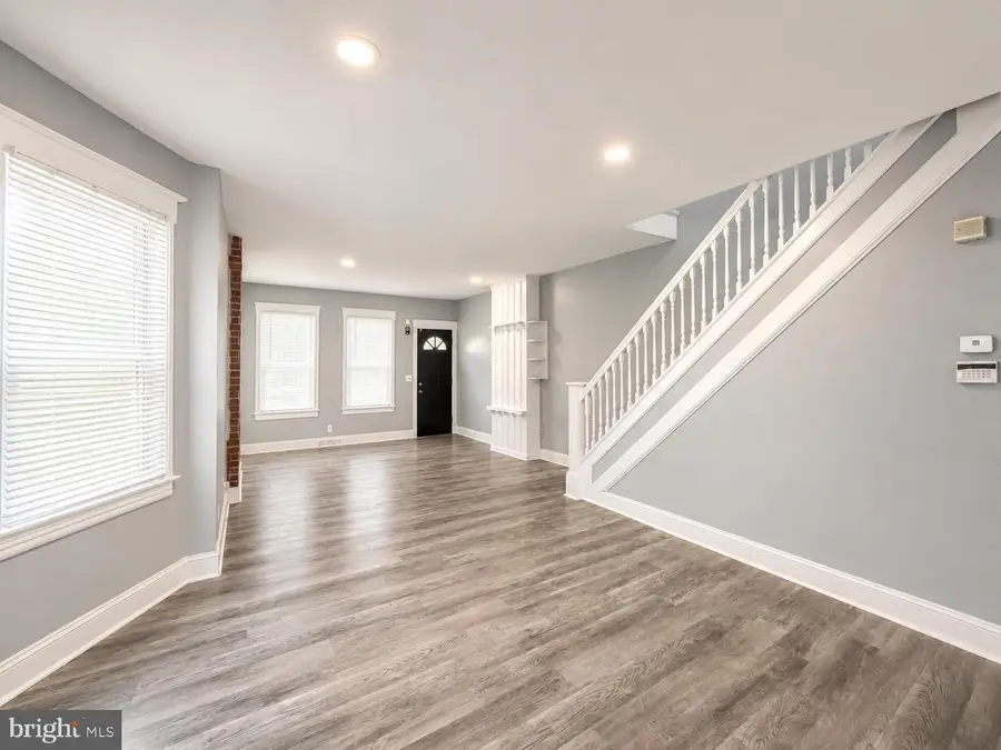 421 S Logan Ave, Trenton, NJ 08629 - #3