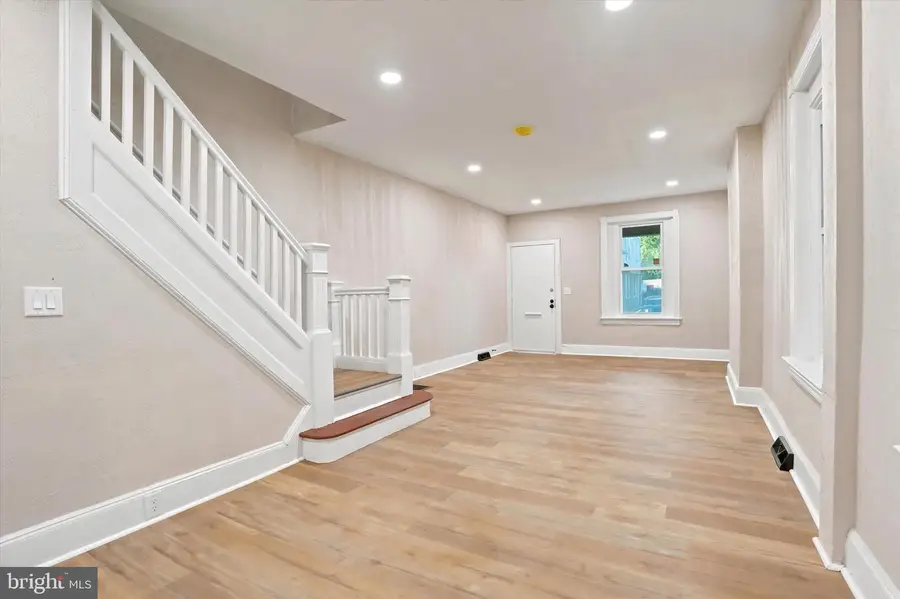 43 Wayne Ave, Trenton, NJ 08618 - #3