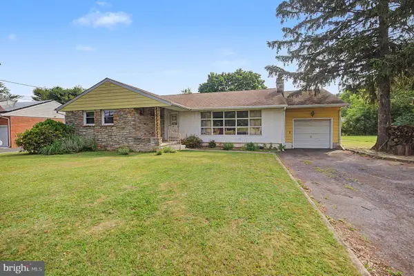2232 Pennington Rd, TRENTON, NJ 08638