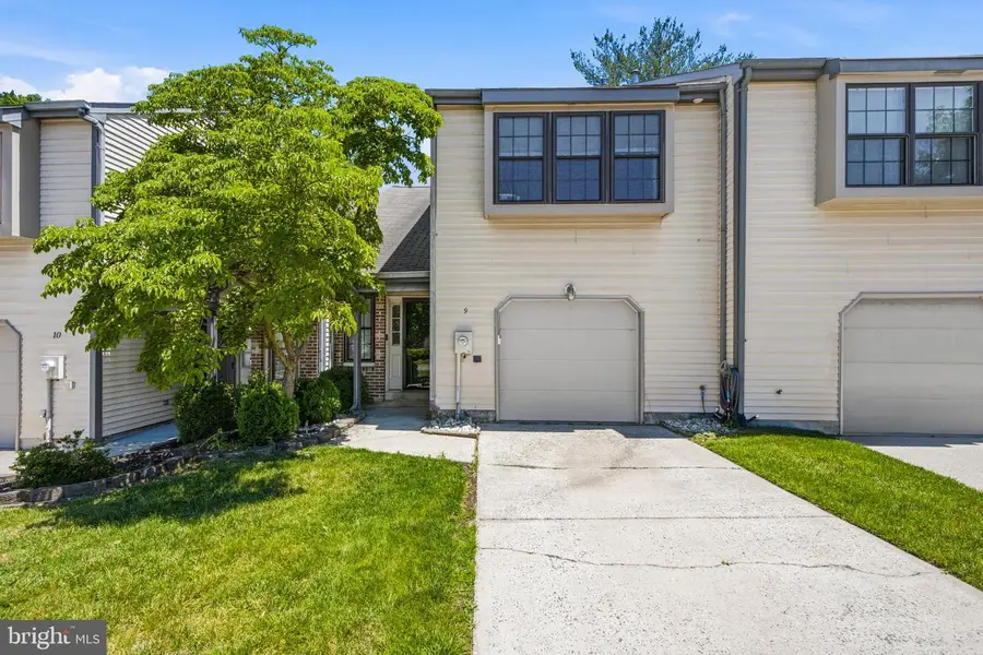 9 Emily Ct, Robbinsville, NJ 08691 - #2