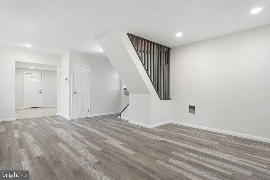 113 New Hillcrest Ave, Ewing, NJ 08638 - #3
