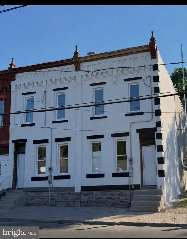 33 Chambers St, TRENTON, NJ 08609
