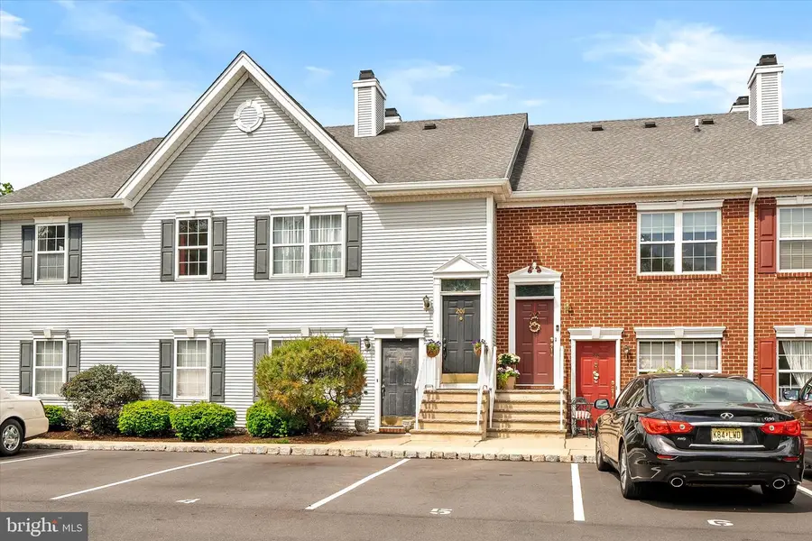 201 Moore Ct, Pennington, NJ 08534 - #3