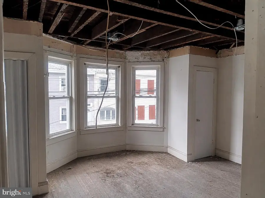 113 Home Ave, Trenton, NJ 08611 - #3