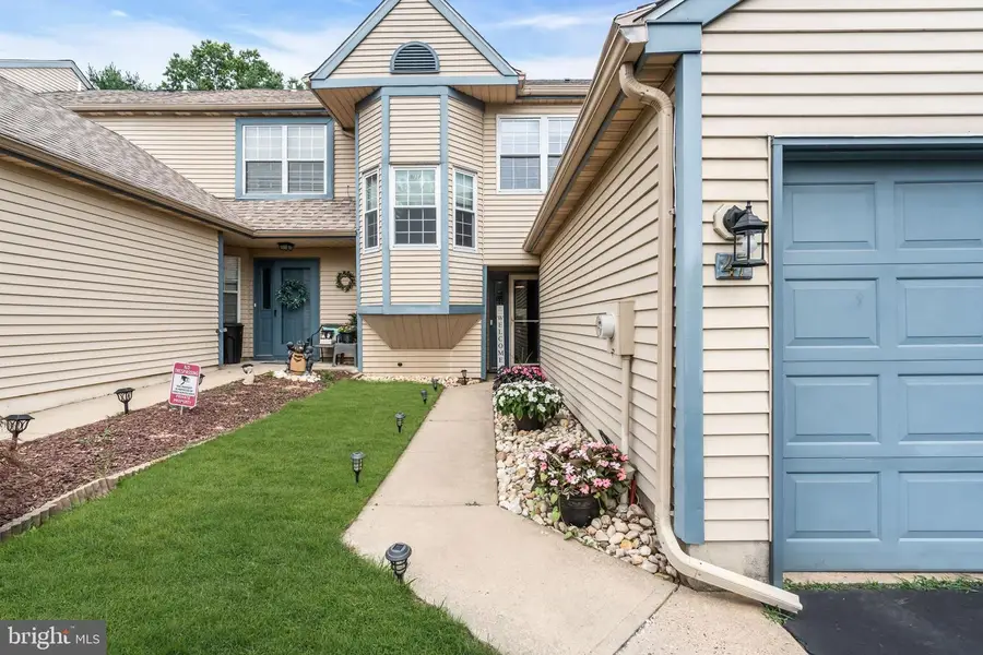 47 Goldenrod Ct, Hamilton, NJ 08690 - #2
