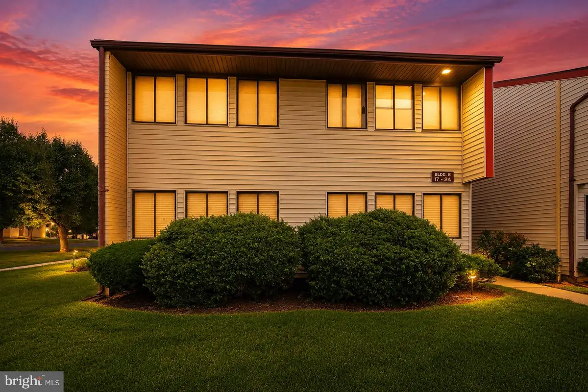 21 Avon #e, East Windsor, NJ 08520 - #1