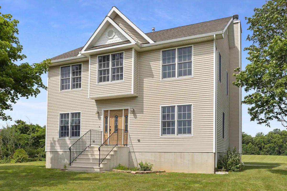 241 Windsor Rd, Robbinsville, NJ 08691 - #1