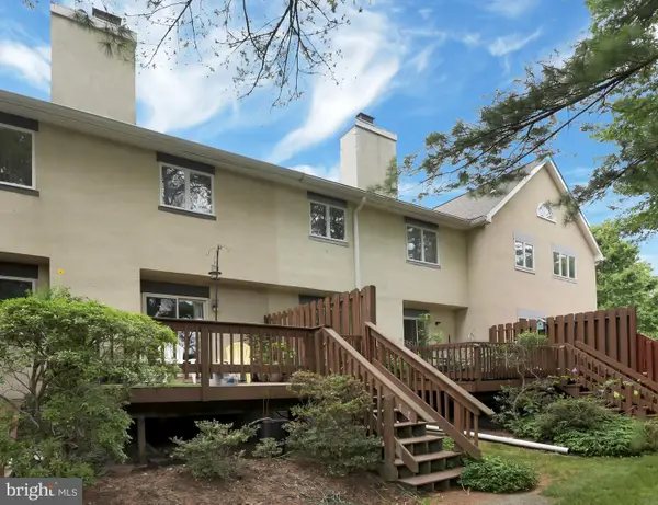 19 Exeter Ct, PRINCETON, NJ 08540