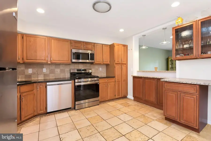 19 Exeter Ct, Princeton, NJ 08540 - #3