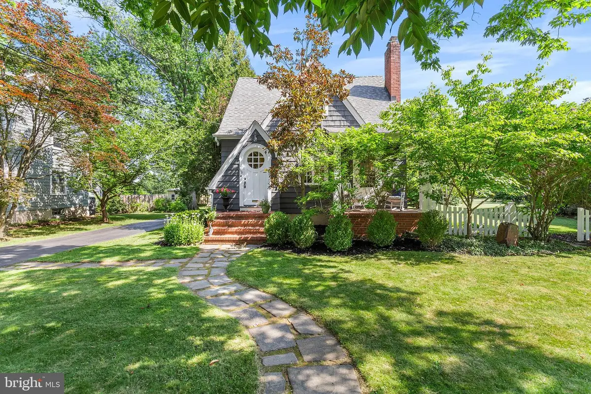 105 Laning Ave, Pennington, NJ 08534 - #1