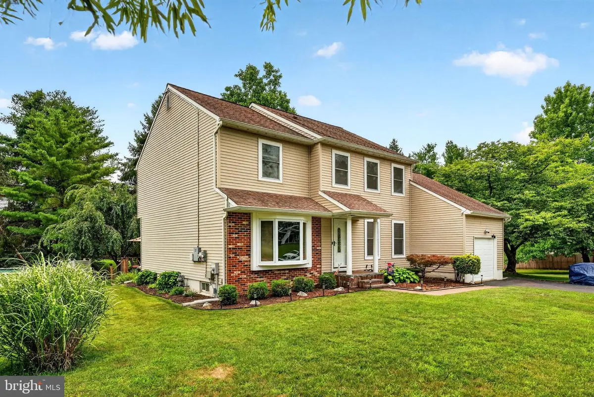 69 Willis Dr, Ewing, NJ 08628 - #1