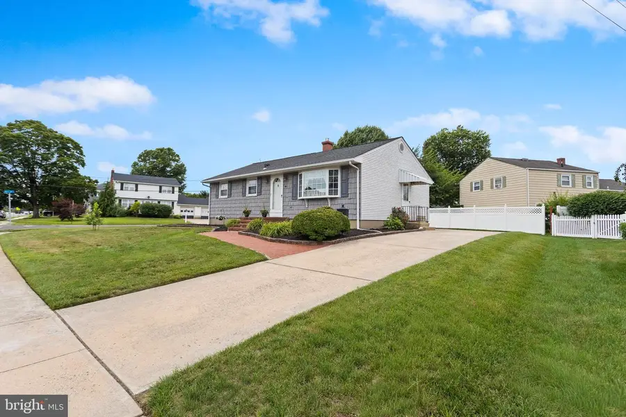 66 Englewood Blvd, Hamilton, NJ 08610 - #2