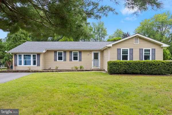 469 Flock Rd, HAMILTON, NJ 08619