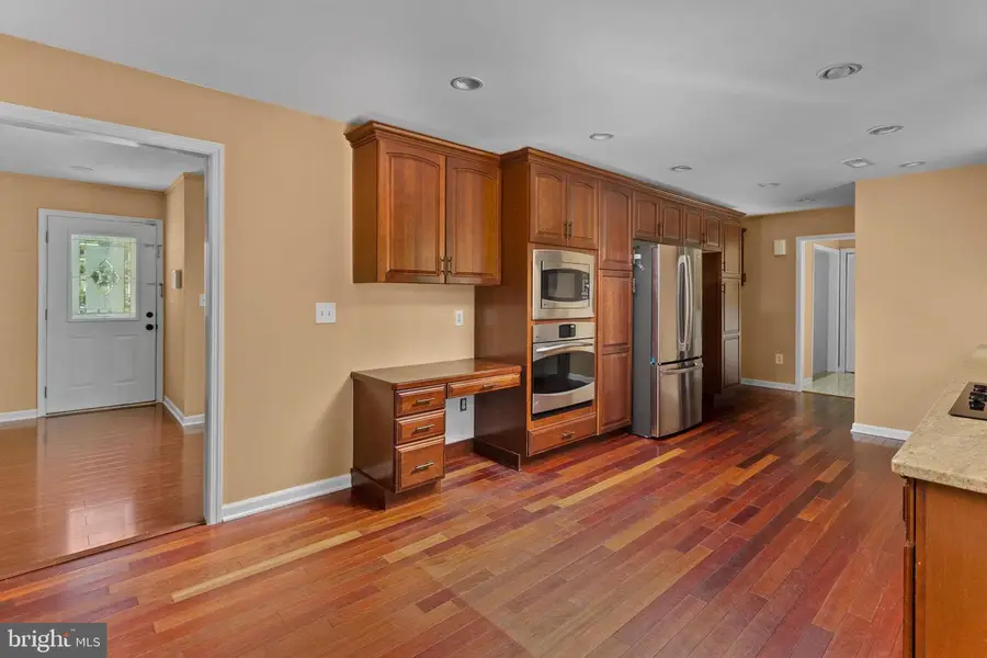 469 Flock Rd, Hamilton, NJ 08619 - #3