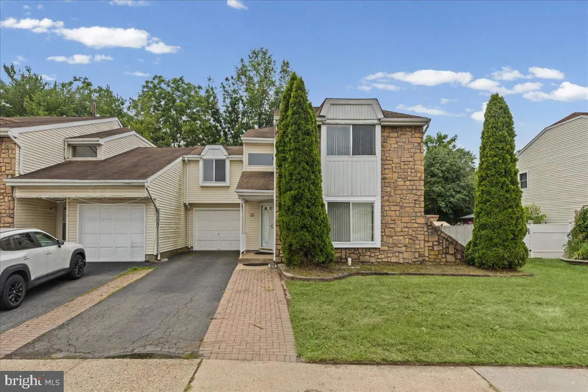 29 Allison Rd, East Windsor, NJ 08520 - #1