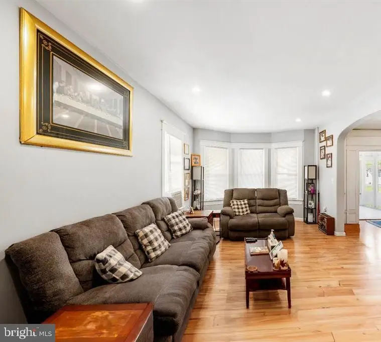 28 Oak Ln, Trenton, NJ 08618 - #2