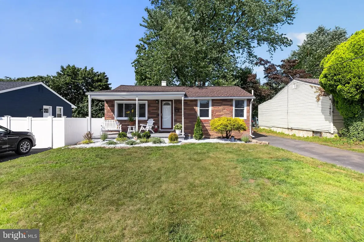 214 Brookside Ave, Ewing, NJ 08638 - #1