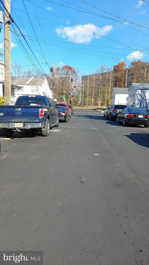 261 Highland Ave, Trenton, NJ 08618 - #3