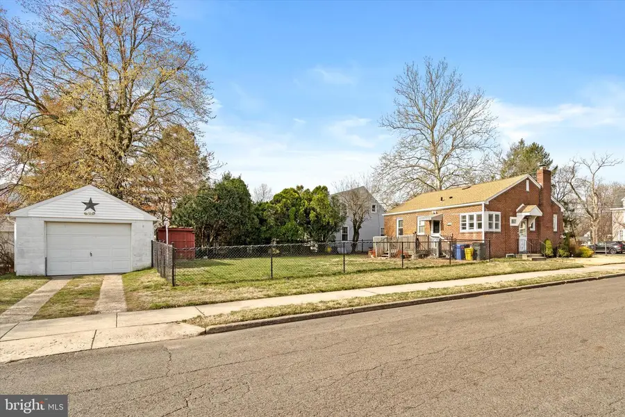 404 W Park Ave, Hamilton, NJ 08610 - #3