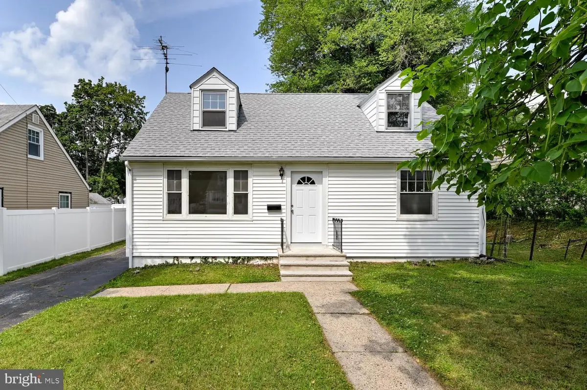 708 Nathan Hale Ave, Trenton, NJ 08648 - #1
