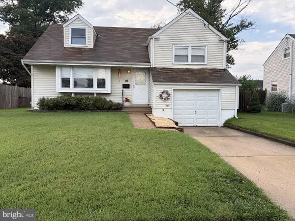 16 Wickom Ave, HAMILTON, NJ 08690