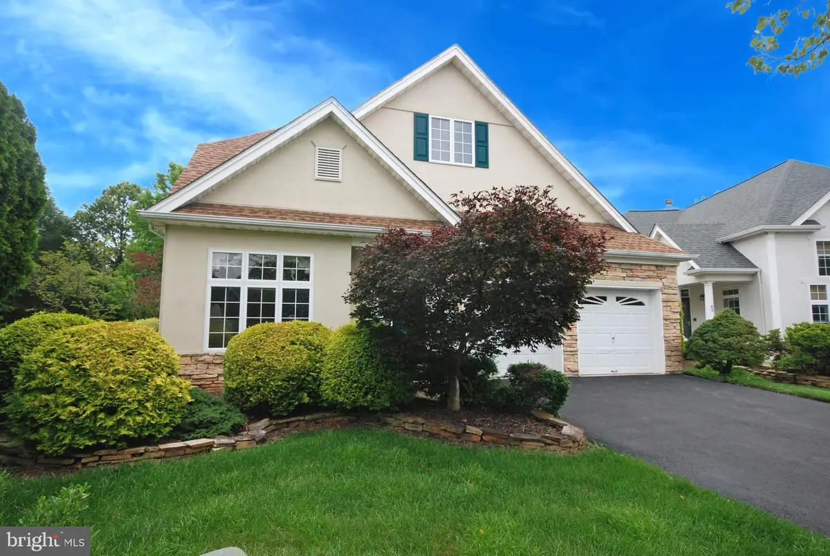 61 Honeyflower Ln, Princeton Junction, NJ 08550 - #1