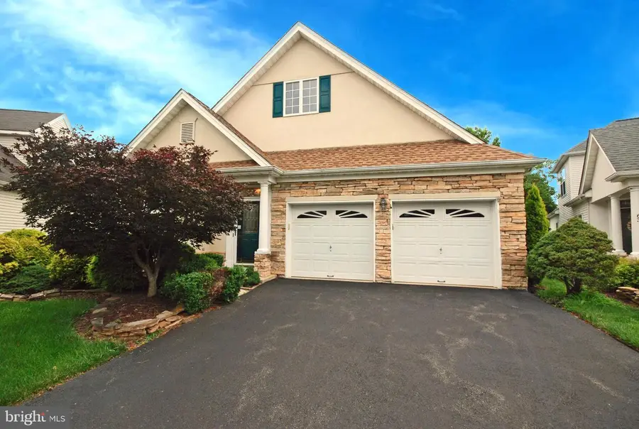 61 Honeyflower Ln, Princeton Junction, NJ 08550 - #2