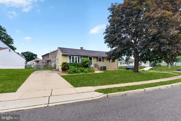 26 Braver Dr, HAMILTON, NJ 08610