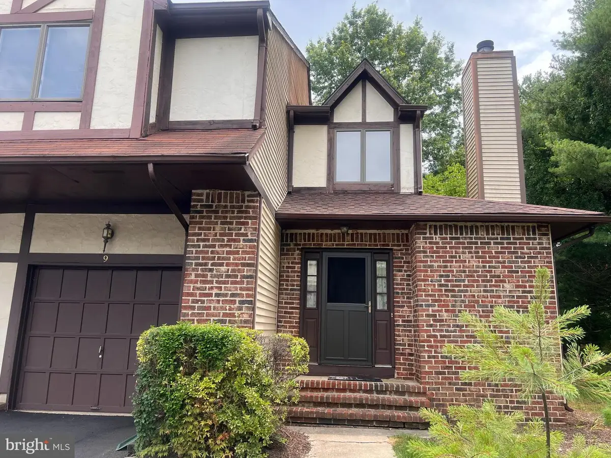 9 Boleyn Ct, Ewing, NJ 08628 - #1