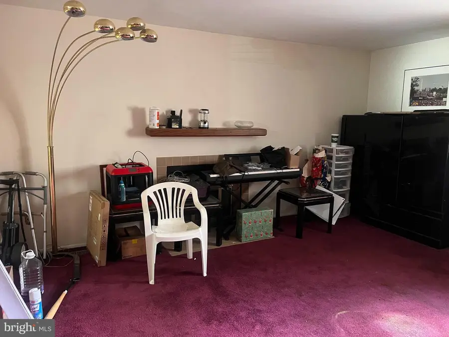 9 Boleyn Ct, Ewing, NJ 08628 - #3