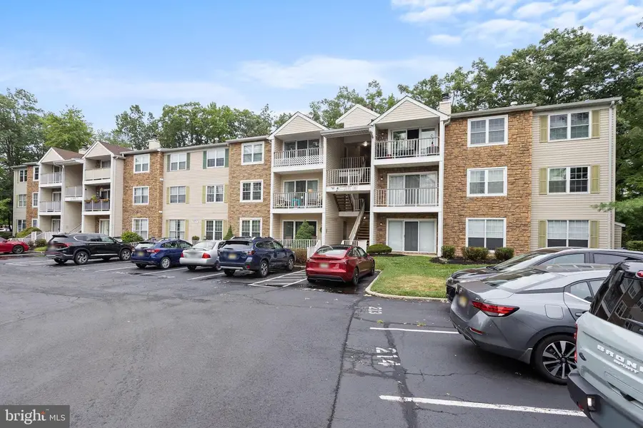55 Mulberry Ct, Hamilton, NJ 08619 - #2