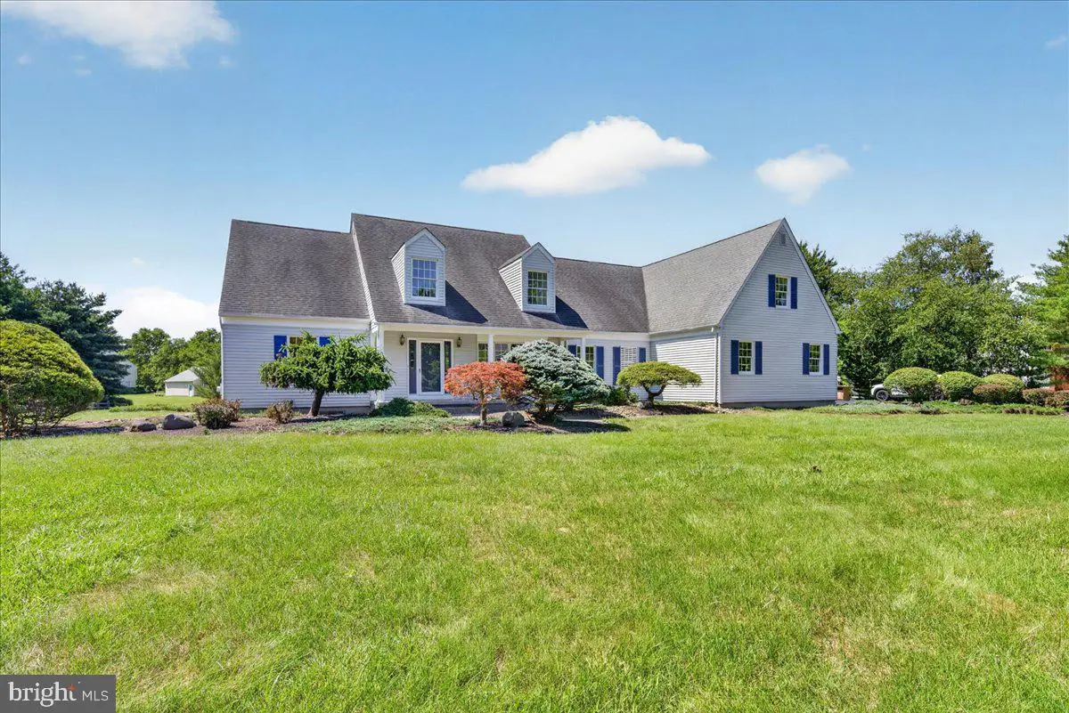 17 Huntington Dr, Princeton Junction, NJ 08550 - #1