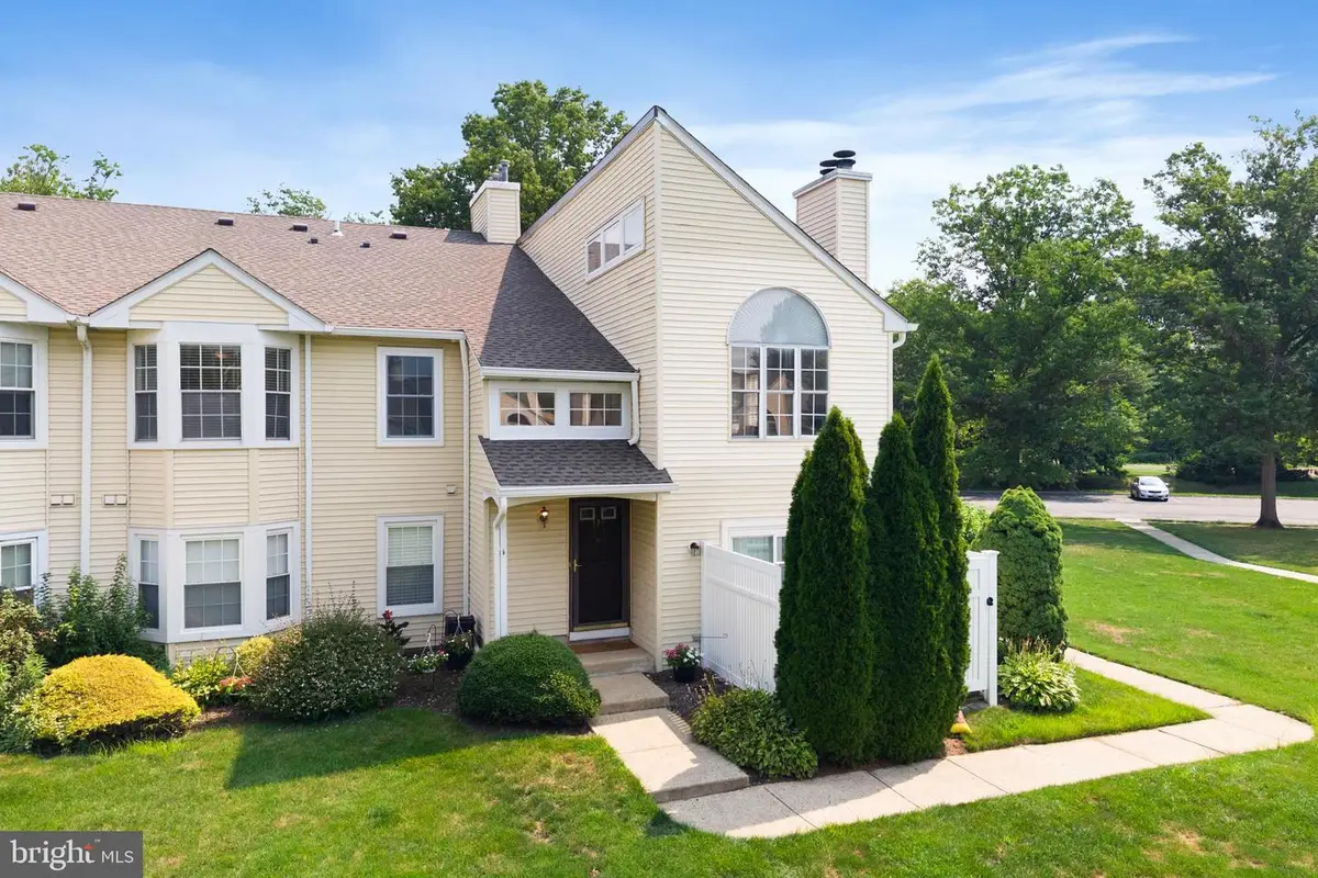 128 Mill Run E, Hightstown, NJ 08520 - #1