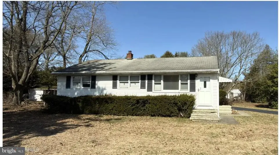 325 Sharon Rd, Robbinsville, NJ 08691 - #1