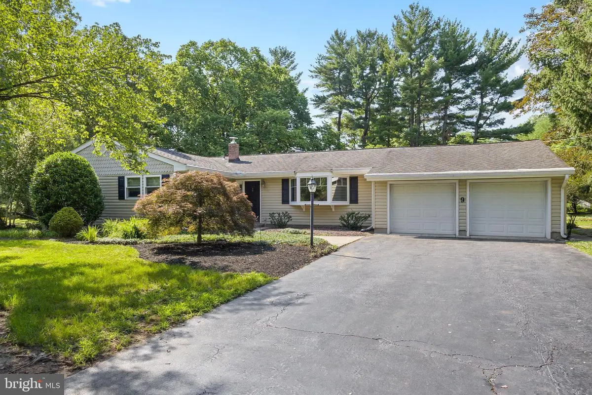 9 Canoe Brook Dr, Princeton Junction, NJ 08550 - #1