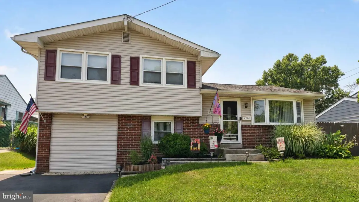 2266 Spruce St, Ewing, NJ 08638 - #1