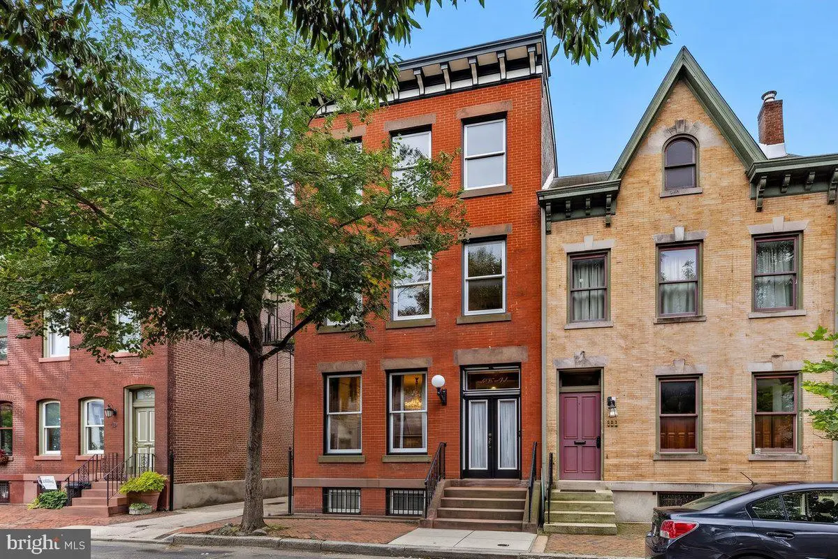 113 Jackson St, Trenton, NJ 08611 - #1
