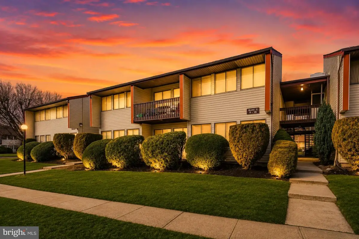 C9 Avon Dr, East Windsor, NJ 08520 - #1