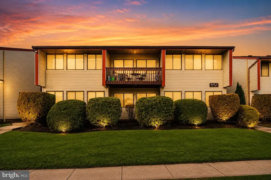 C9 Avon Dr, East Windsor, NJ 08520 - #2